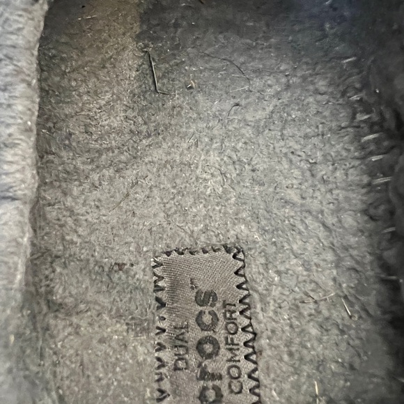 CROCS Classic White and Gray Fuzzy Lined Mules & Clogs - Picture 7 of 9